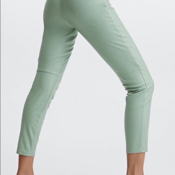 Chino Homme Fabletics The High Side 33 Bleu Marine Coupe Athlétique Ultra Stretch 8" Entrejambe Neuf